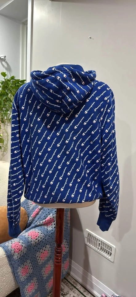 champion sweatshirt - photo 2
