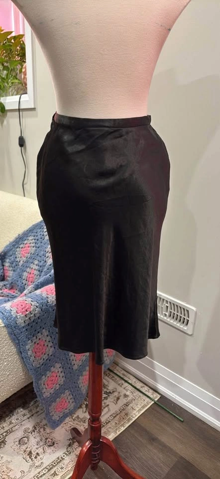 vintage warehouse silk skirt - photo 2