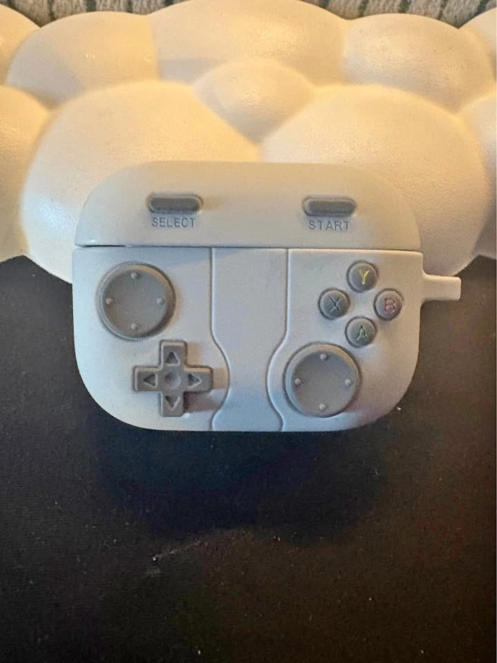 Retro Game AirPods Pro 3 Case