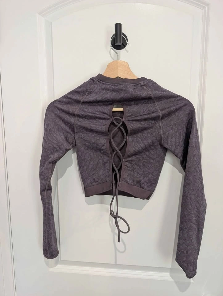 Gymshark workout crop top