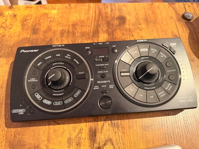 Pioneer DJ RMX-500 Remix Station