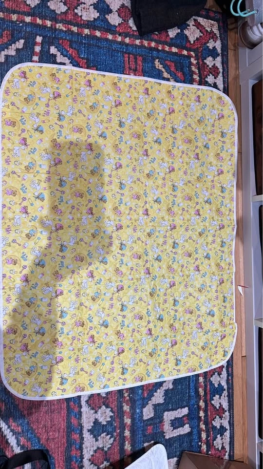 Reusable diaper change sheet - photo 3