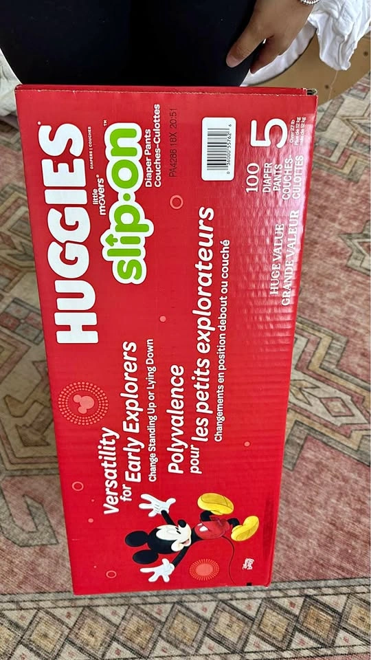 Huggies slip on size 5 in sealed box