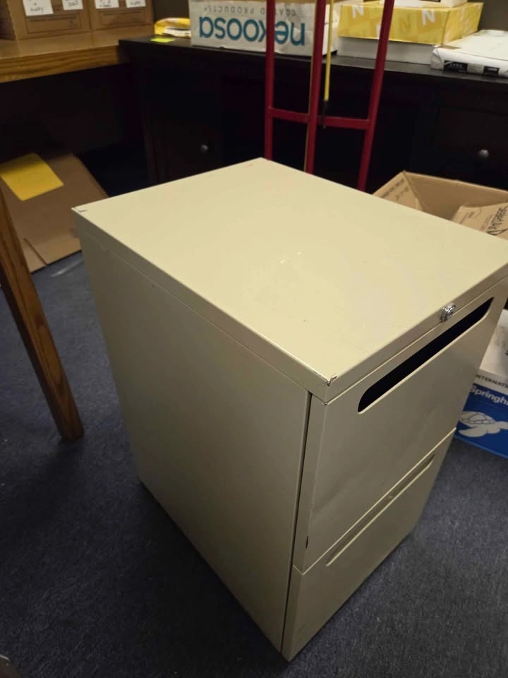 Beige 2-Drawer Metal Filing Cabinet - photo 2