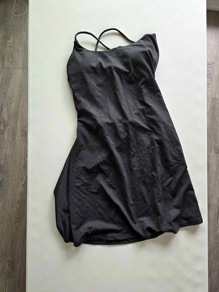 Short Black flowy dress with strapped back