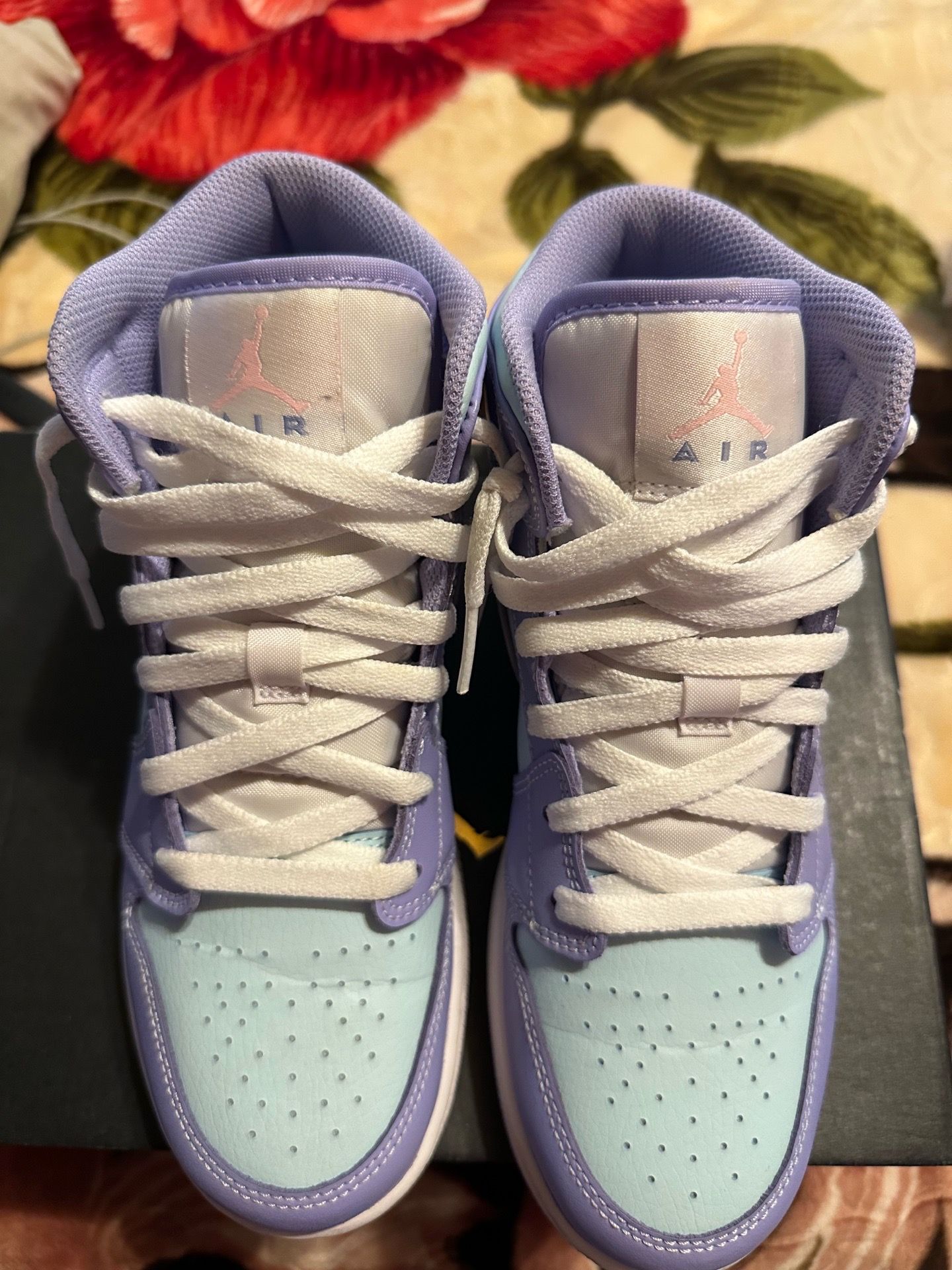 Air Jordan 1 Mid "Purple Pulse" - photo 2