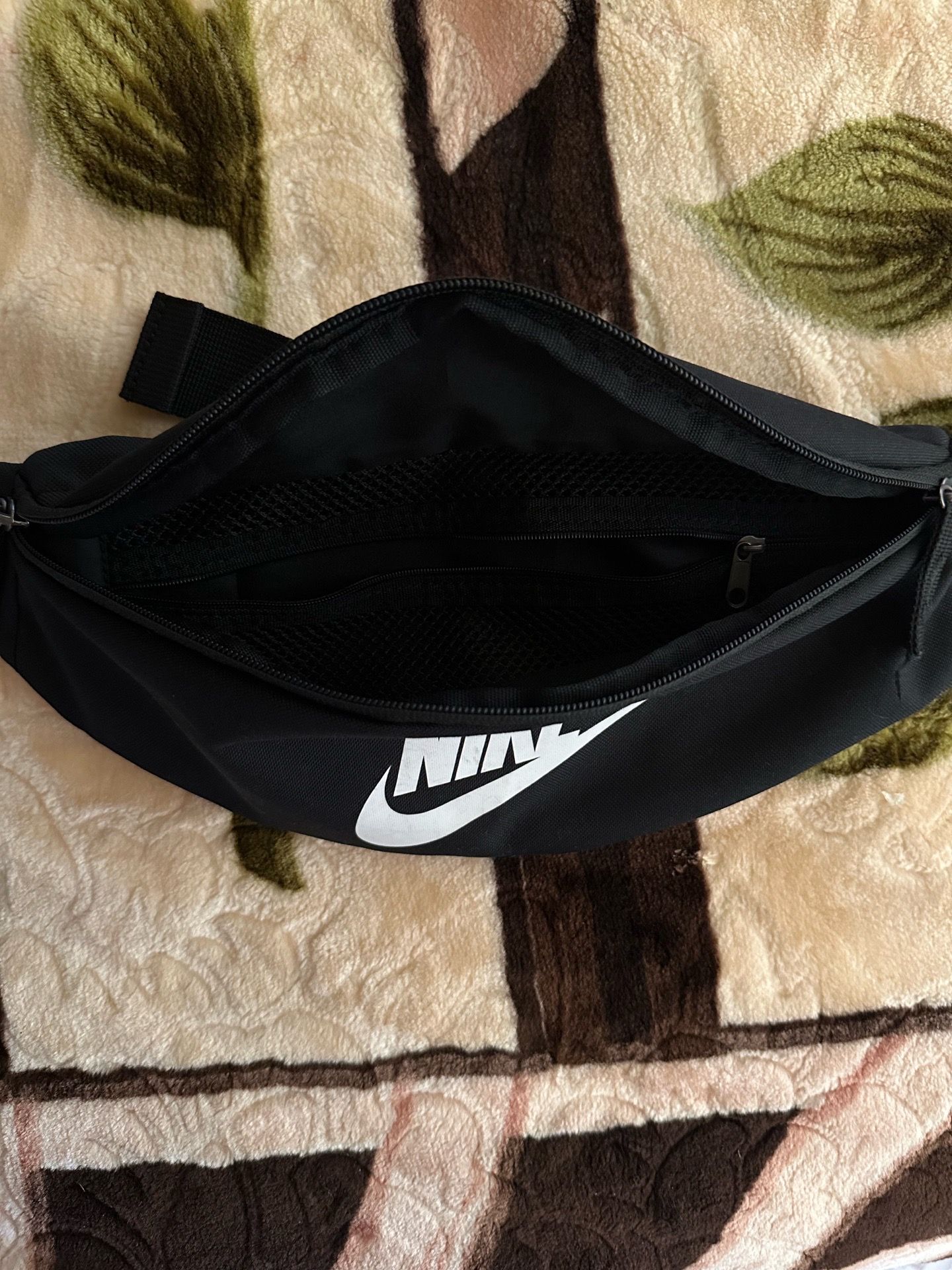 Nike Fanny Pack - photo 2