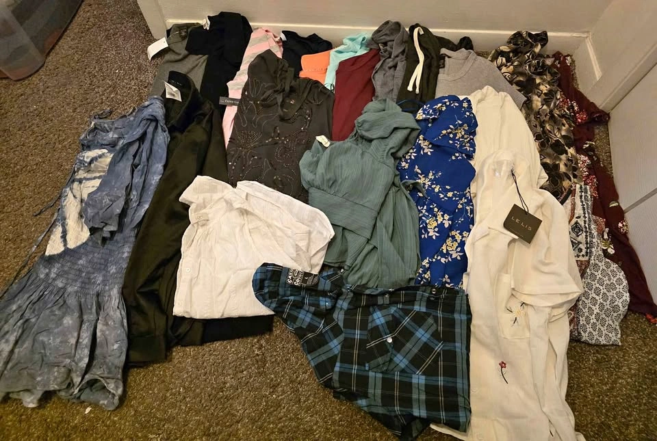 41 piece bundle size Large Womans Clothes