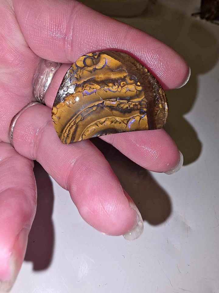 13 grams Koriot Boulder Opal slab
