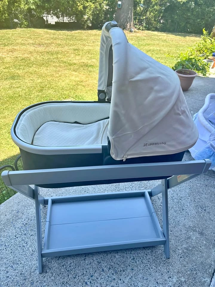 UPPAbaby Bassinet + Bassinet Stand + Storage/Travel Bag