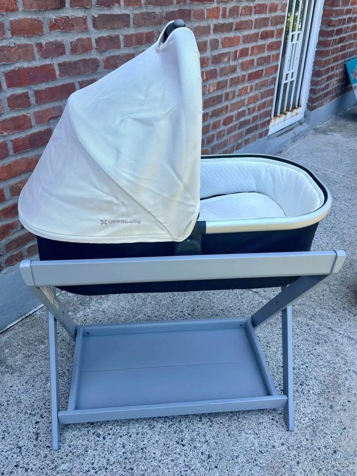UPPAbaby Bassinet + Bassinet Stand + Storage/Travel Bag - photo 2