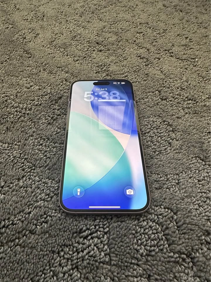 iPhone 15 plus pink - photo 2