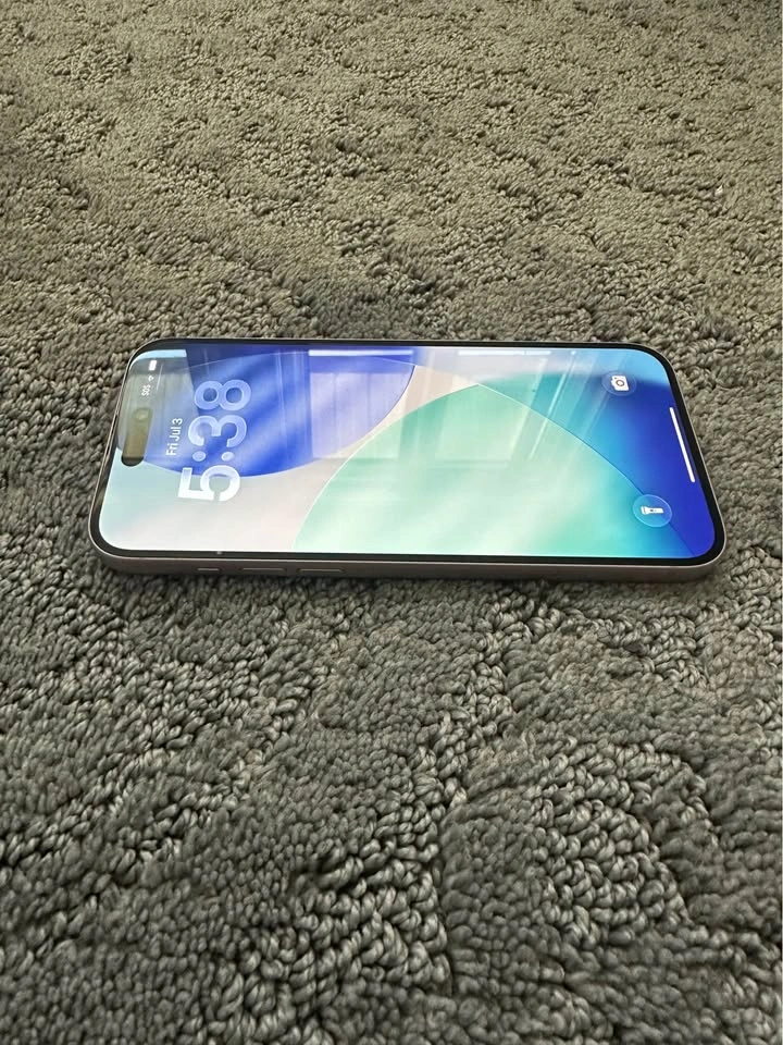 iPhone 15 plus pink - photo 3