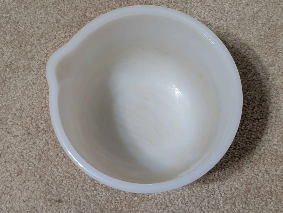 Vintage Sunbeam Milk Glass Mixing Bowls - Set of 2 - photo 3