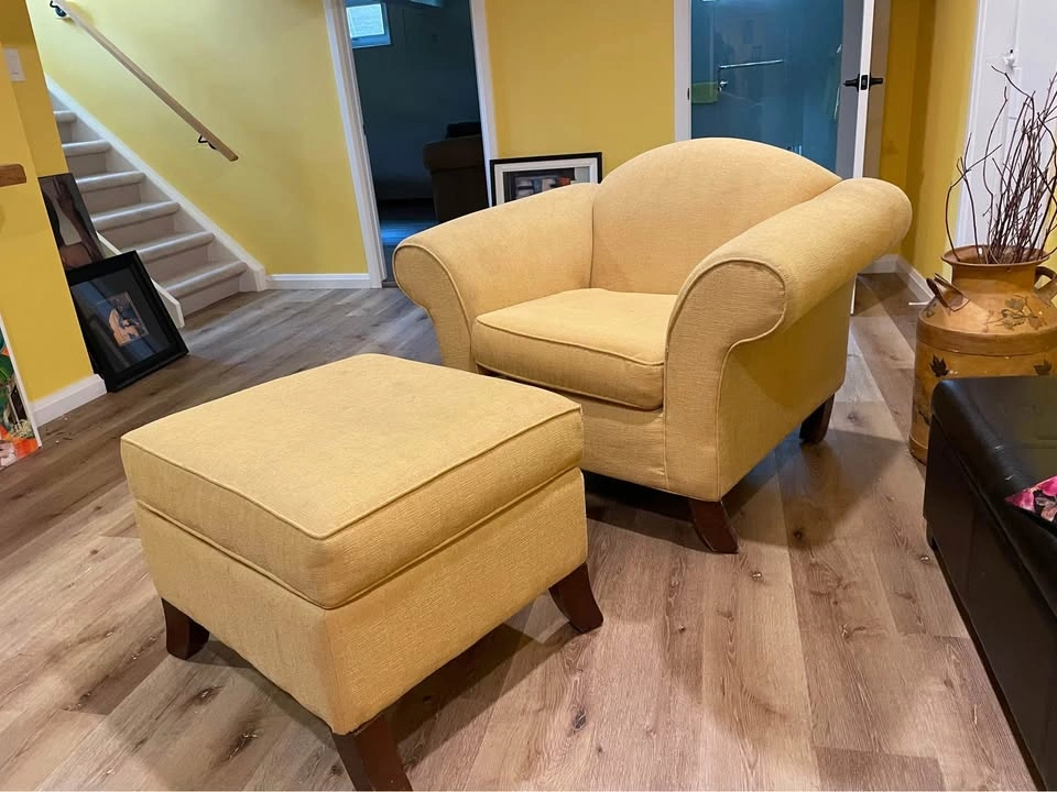 Custom Comfy Chair and ottoman - photo 4