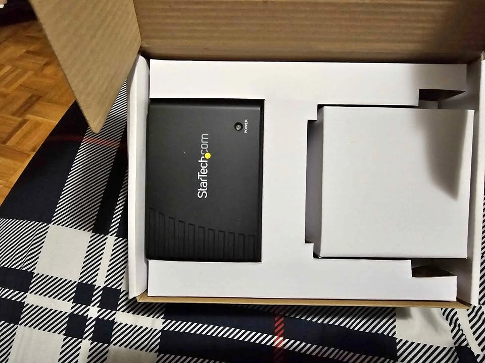 StarTech.com 4 Port Super Speed USB 3.0 Hub ST4300USB3