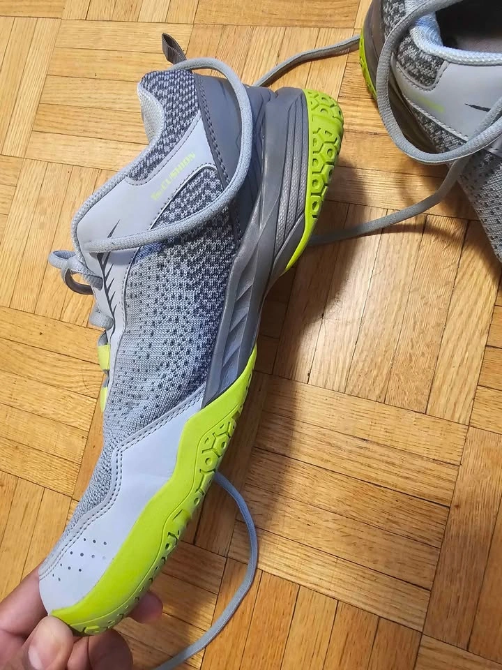 Yonex V100-i Badminton Shoes - photo 4