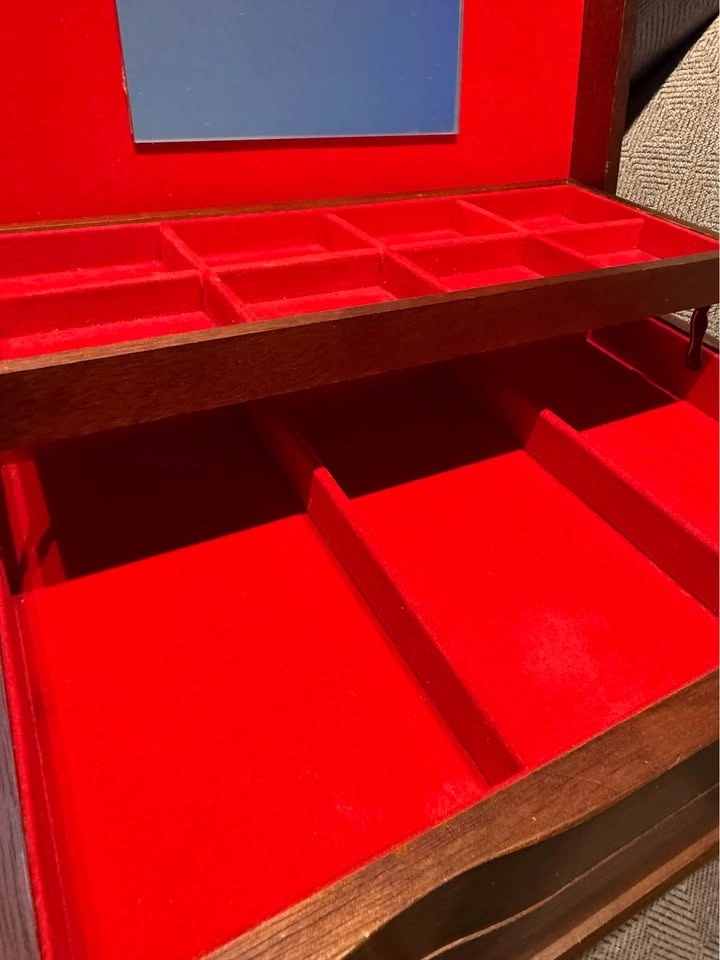 Vintage MELE wooden jewelry box, made in Japan - photo 2