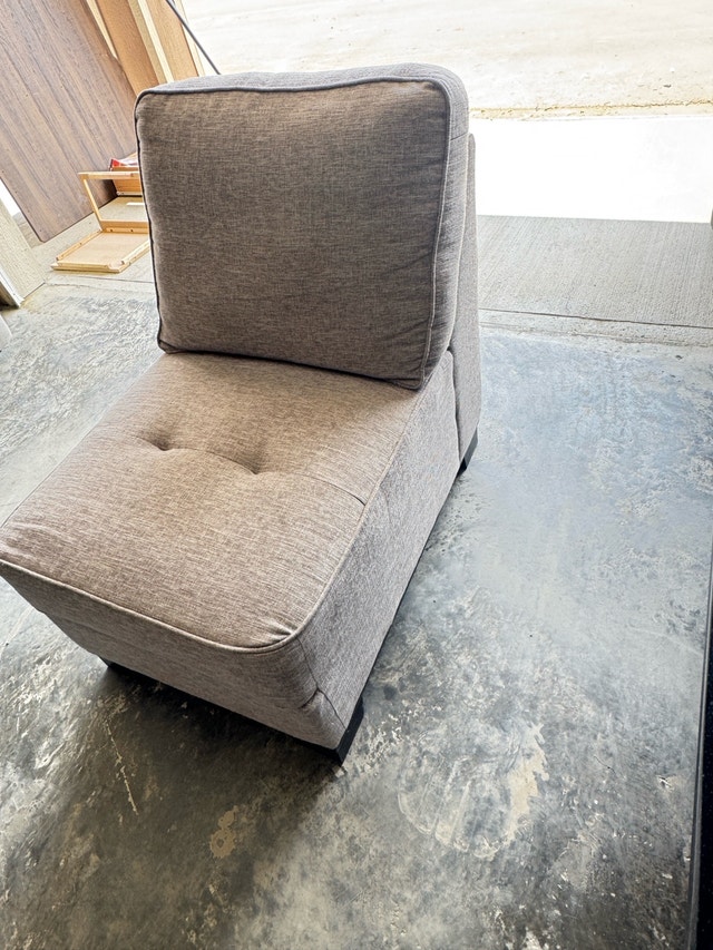 Clean Fabric Couch – Excellent Condition – $10 - photo 2