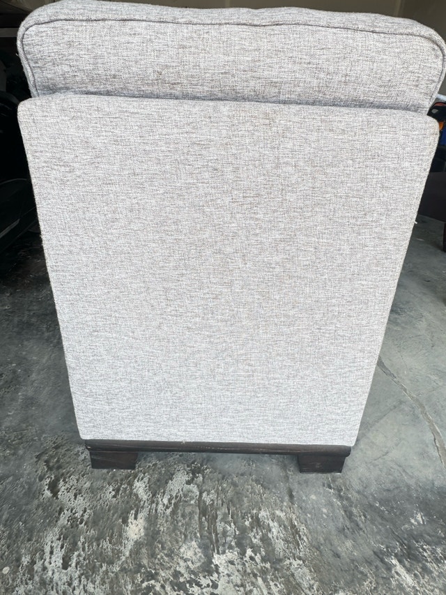 Clean Fabric Couch – Excellent Condition – $10 - photo 5