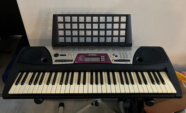 Yamaha PSR-172 Keyboard