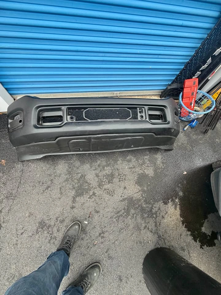 2021 Ram 2500 front bumper