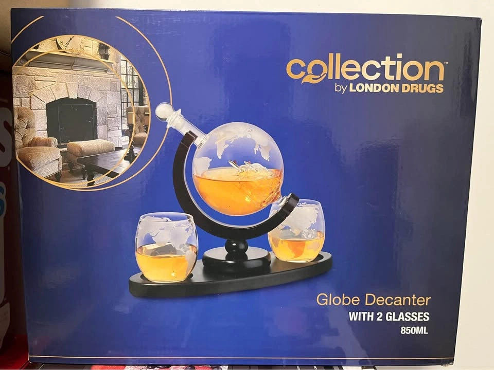 Globe decanter