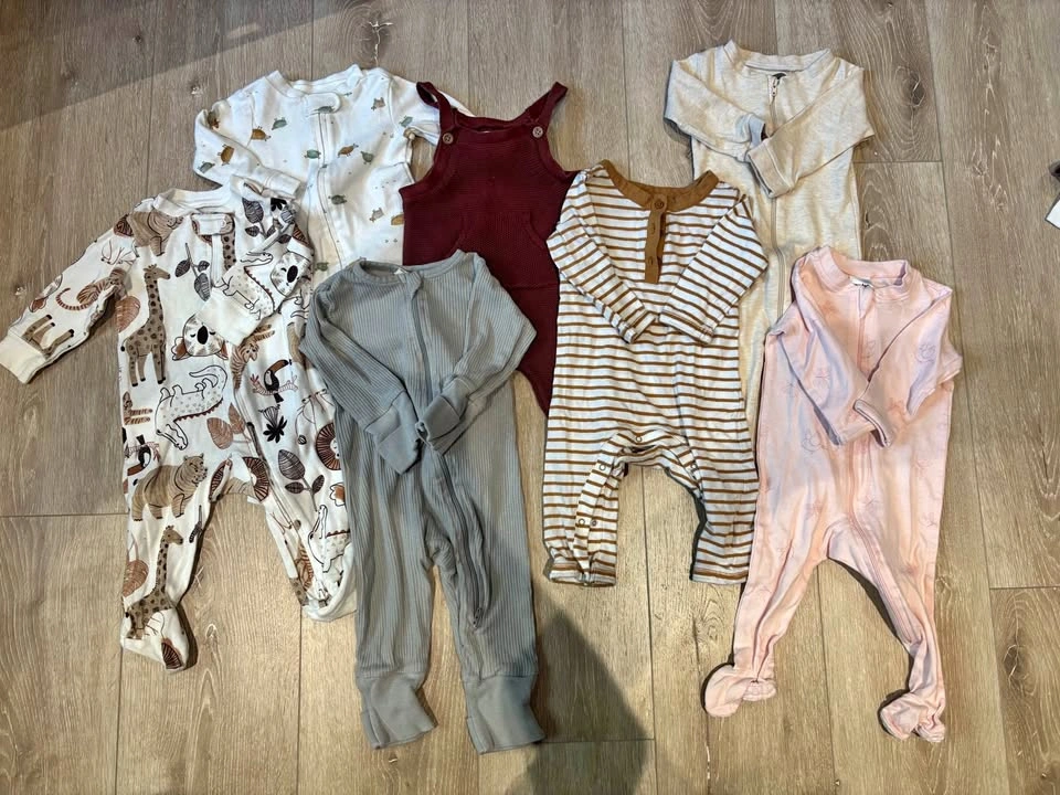Baby clothes 6 months old