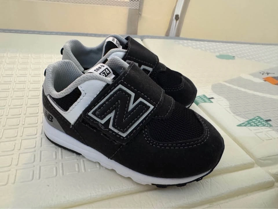 Toddler The North Face Boots & New Balance 574 Shoes - photo 2