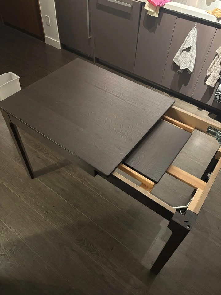 IKEA Extendable Dining Table - photo 5