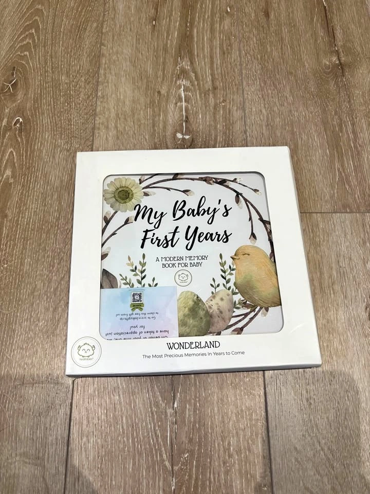 Baby’s first year keepsake book