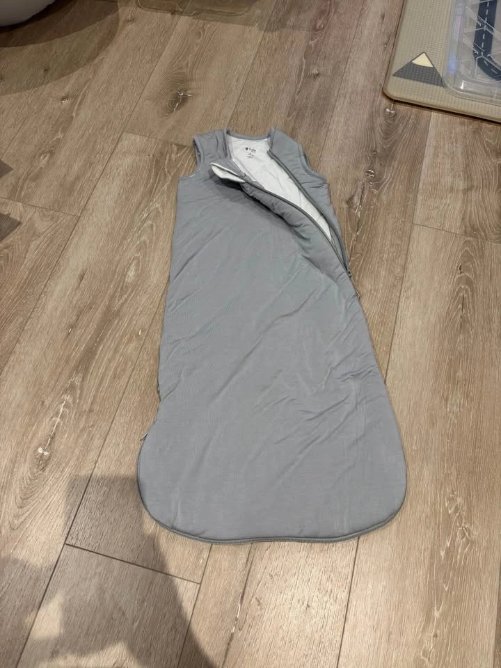 Sleep sacks and swaddles for sale - photo 2