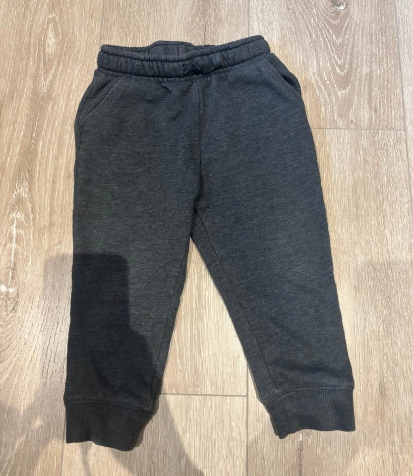 Boys shorts and pants 2 years old - photo 3