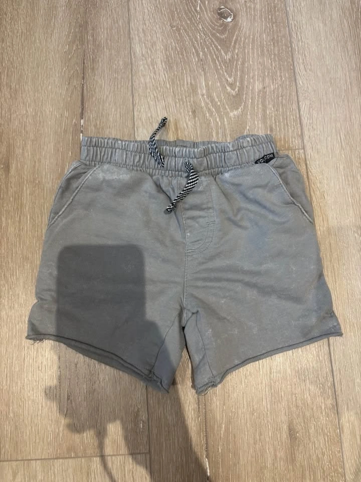 Boys shorts and pants 2 years old - photo 5