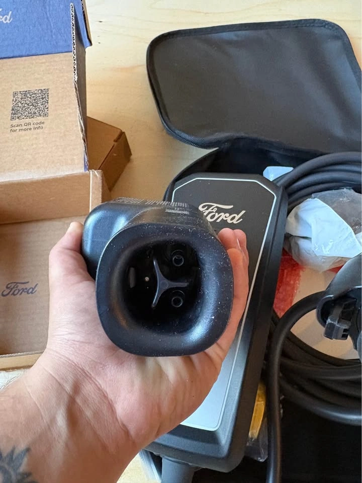 Ford Ev charger with a Tesla Supercharger adapter - photo 3