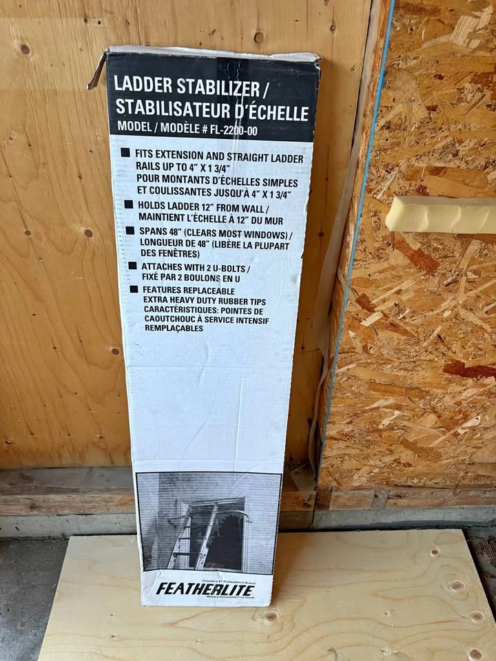 Feather lite Ladder Stabilizer