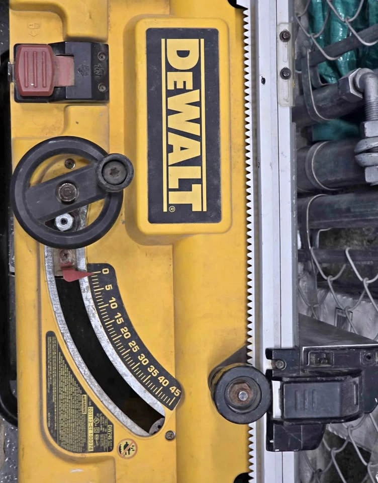 Dewalt 10 inch table saw - photo 5