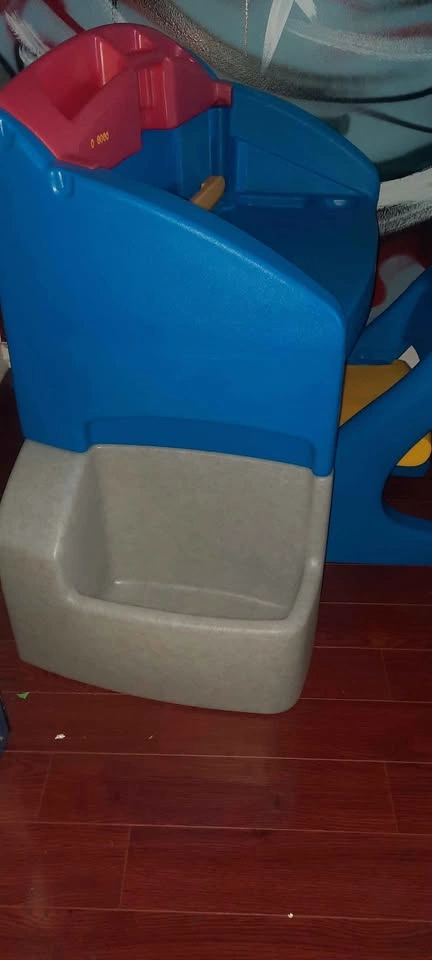 Little Tykes Art Desk - photo 5