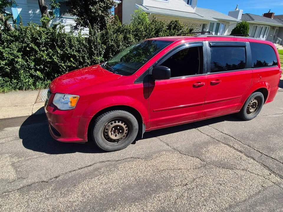 2012 Dodge Grand Caravan - photo 2