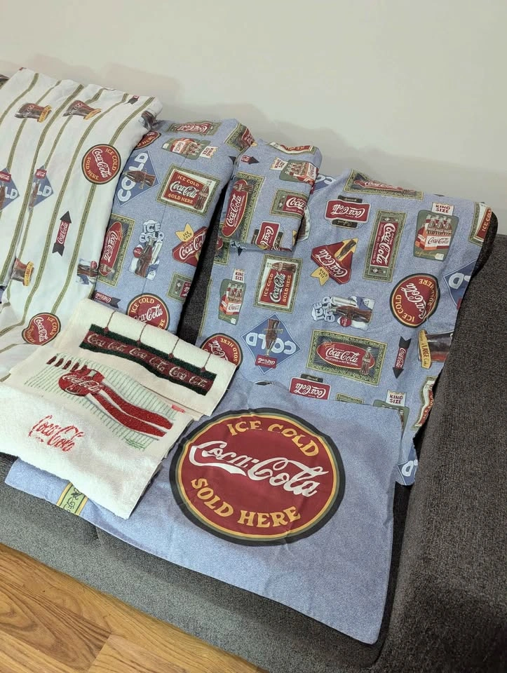 Vintage Coca Cola Coke Double Bedding and Towel Set - photo 2