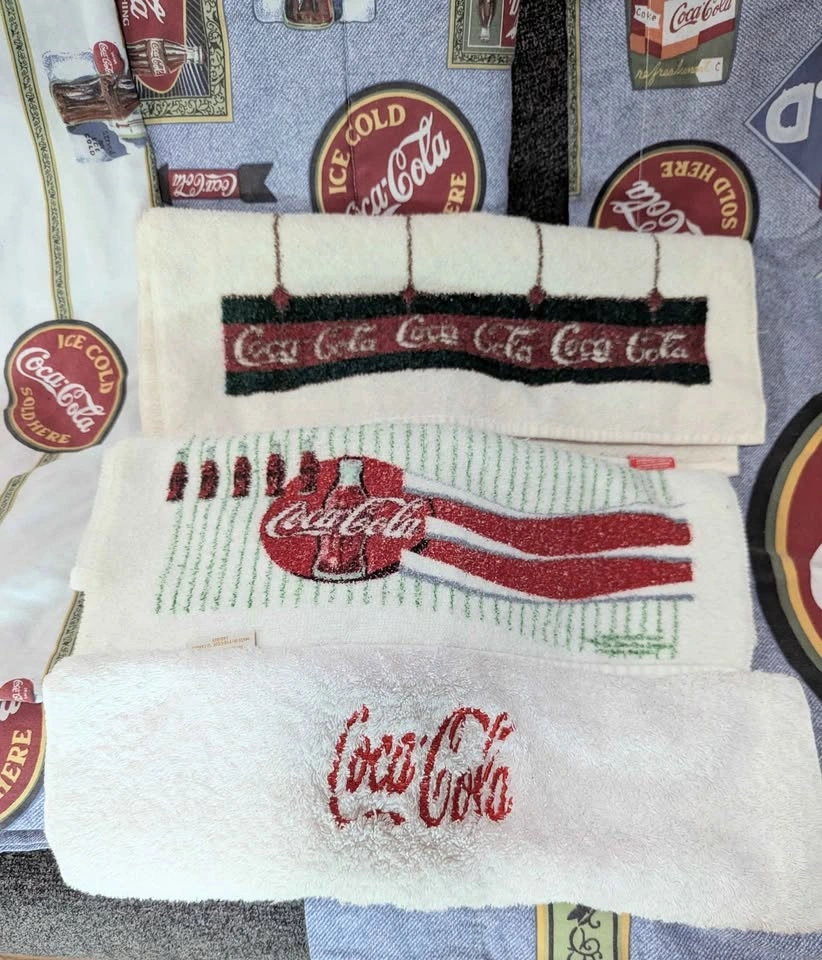 Vintage Coca Cola Coke Double Bedding and Towel Set - photo 3