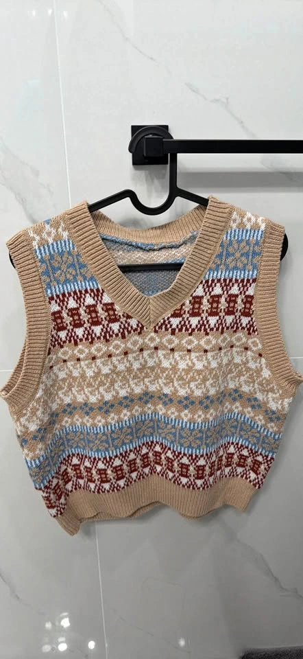 Brown Patterned Knitted Vest