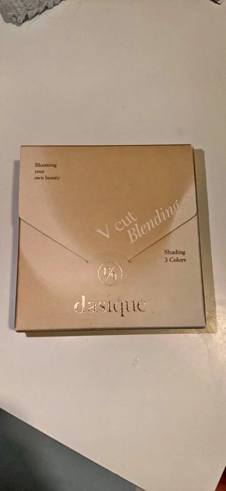 [Brand New] Dasique Contour Palette