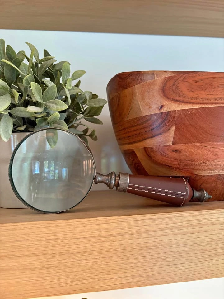 Vintage Style Leather Handle Magnifying Glass