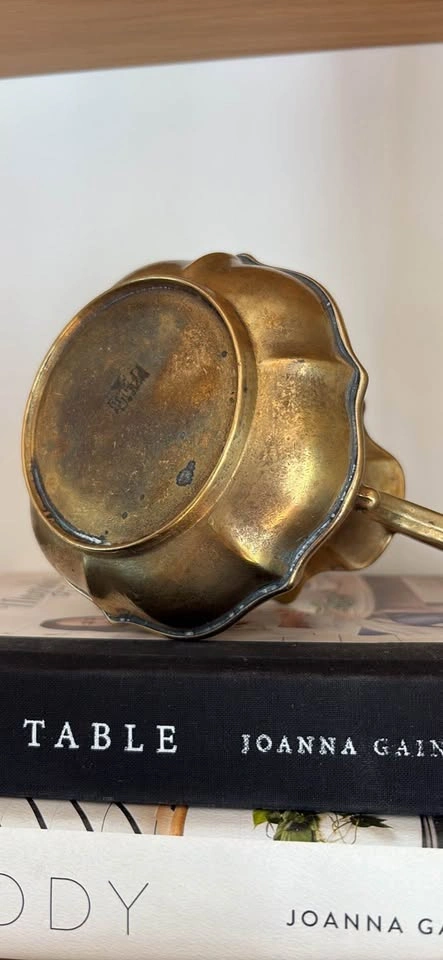Vintage Scalloped Brass Pitcher – Mid-Century Decorative Jug - photo 2