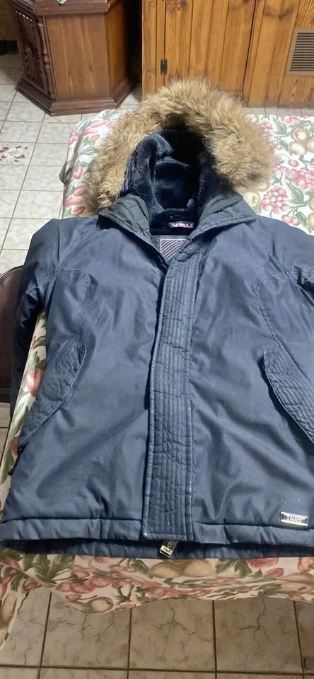 TNA women’s winter parka