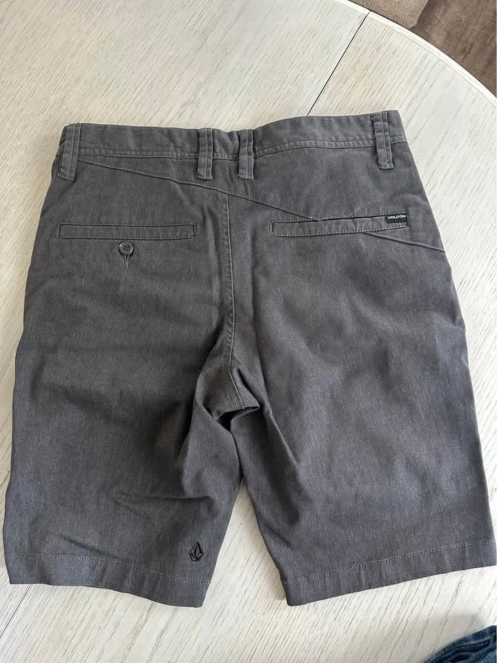 Youth men’s shorts just in time for golf - photo 5