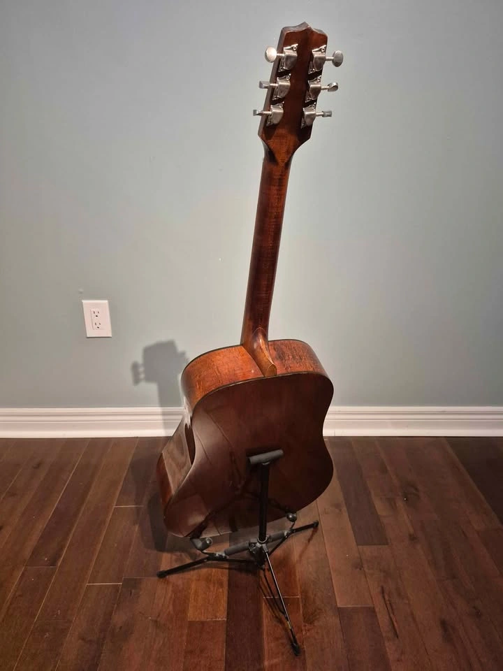 Acoustic Guitar with Stand, strap, bag - photo 3