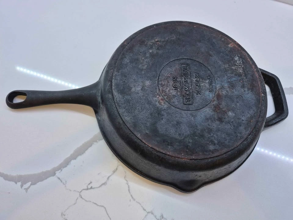 Cast Iron Skillet - 10" - photo 2