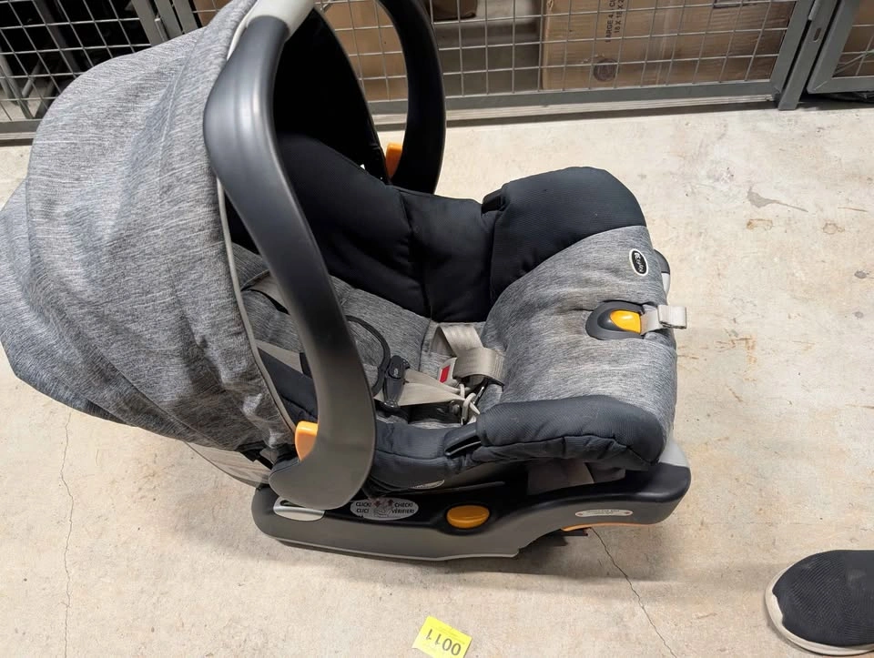 Baby Car Seat - Chicco Bravo Keyfit 30 - photo 2